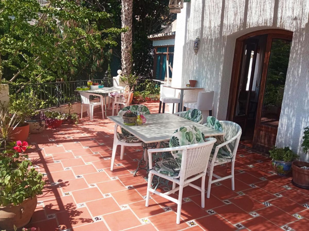 Valle Y Mar, Casa De Huespedes La Herradura  Exterior foto